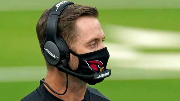 Arizona Cardinals head coach Kliff Kingsbury looks on during the first half against the Los Angeles Rams at SoFi Stadium.